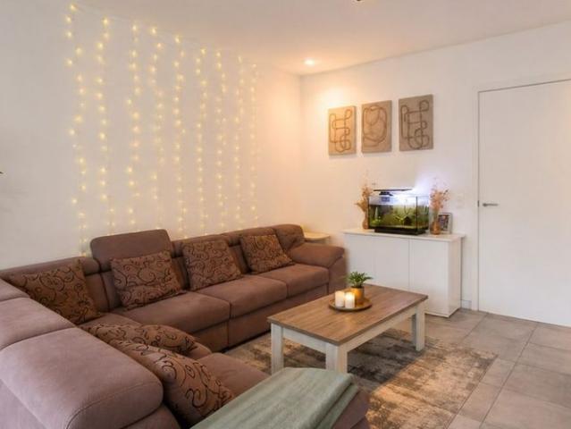 Woning te huur in Poesele voor € 1.175 met 4 slaapkamers