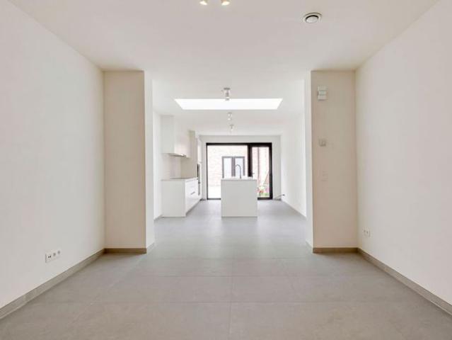 Woning te huur in Poperinge voor € 875 met 1 slaapkamer