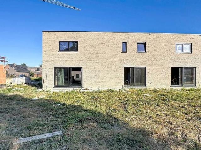 Woning te huur in Poperinge voor € 925 met 3 slaapkamers