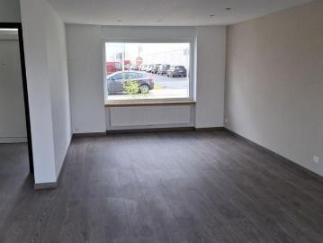 Woning te huur in Poperinge voor € 980 met 4 slaapkamers