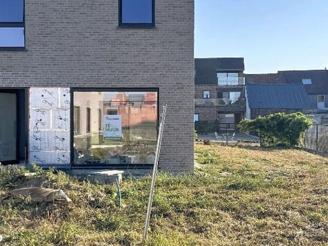 Woning te huur in Proven voor € 950 met 3 slaapkamers