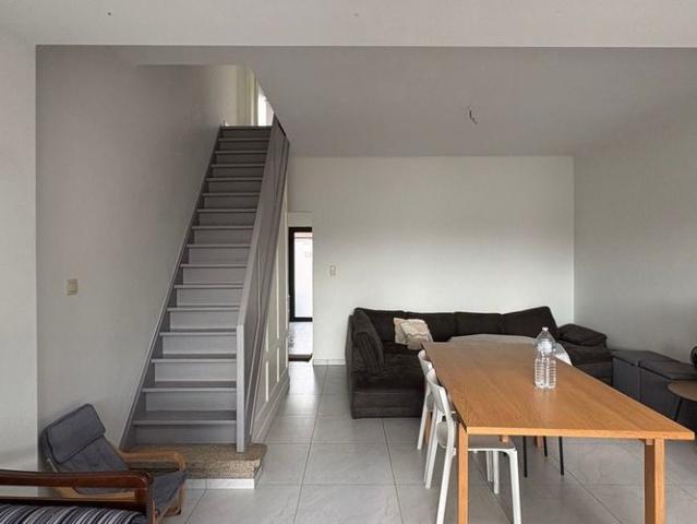 Woning te huur in Ronse voor € 975 met 3 slaapkamers
