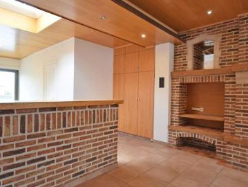Woning te huur in Roeselare voor € 695 met 2 slaapkamers