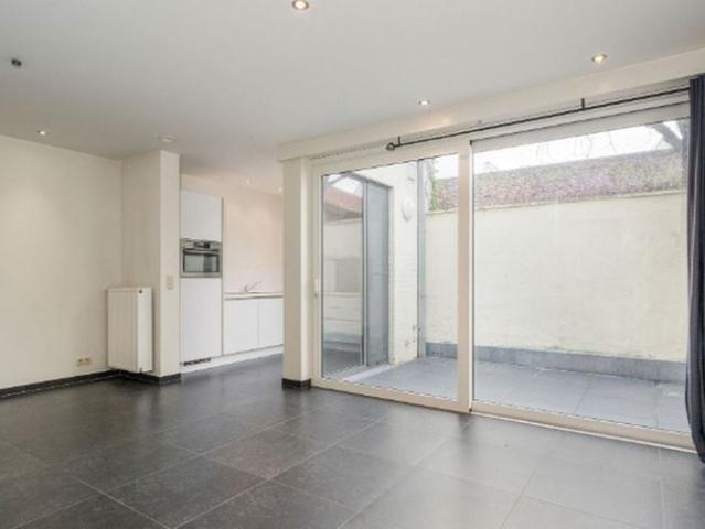 Woning te huur in Roeselare voor € 925 met 3 slaapkamers