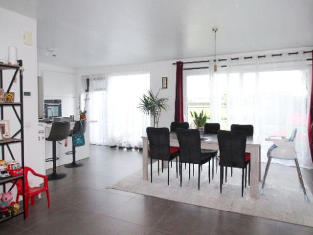 Woning te huur in Roeselare voor € 1.050 met 3 slaapkamers