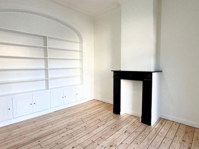 Woning te huur in Schaarbeek voor € 3.500 met 5 slaapkamers