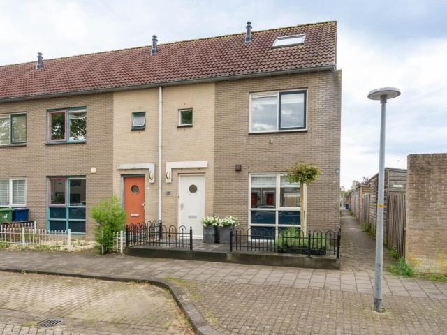 Woning te huur: Salsastraat 79 1326PB Almere