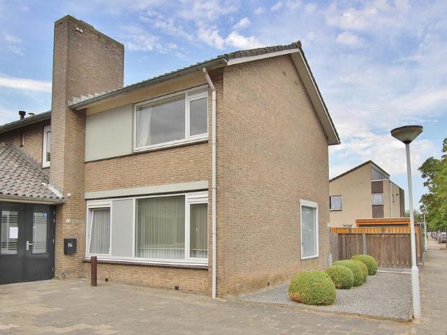 Woning te huur: Singelweg 77 4571KC Axel
