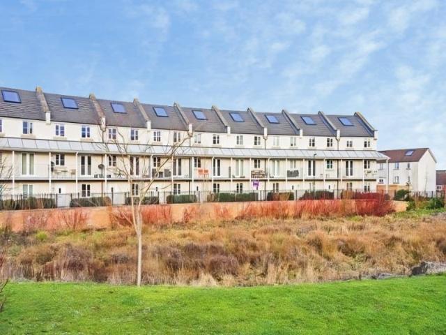 Wood Mead, Bristol BS16 1 bed terraced house to rent £650 pcm £150 pw