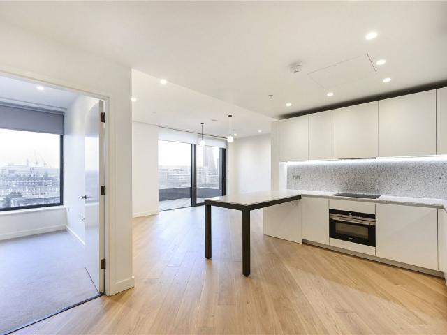 Wood Crescent, Television Centre, White City, London W12, 1 bed flat to rent, £2,950 pcm | PrimeLocation