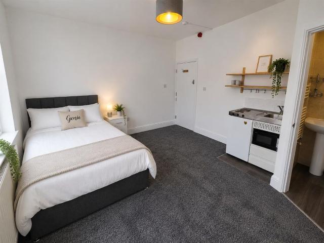 Wood End Road, Erdington, Birmingham B24, 5 bed terraced house to rent, £600 pcm | PrimeLocation
