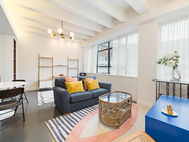 Wood Lane, London W12, 1 bed flat to rent, £2,925 pcm | PrimeLocation