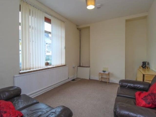 Wood Road, Pontypridd CF37, 4 bed terraced house to rent, £1,330 pcm | PrimeLocation