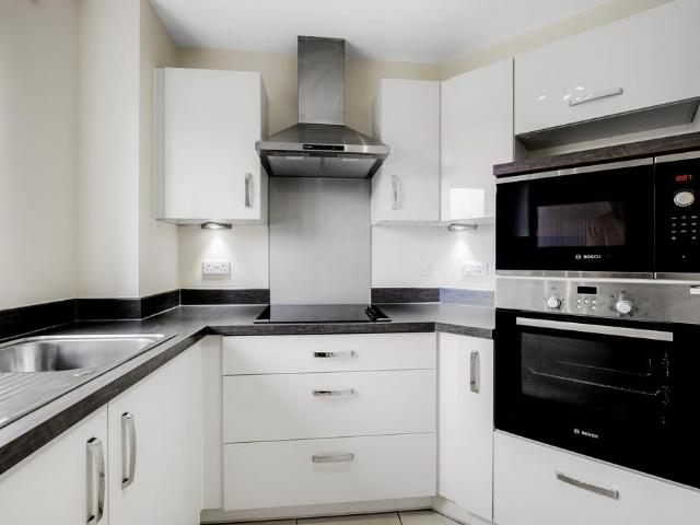 Wood Road, Tettenhall WV6 1 bed retirement property to rent £2,565 pcm £592 pw