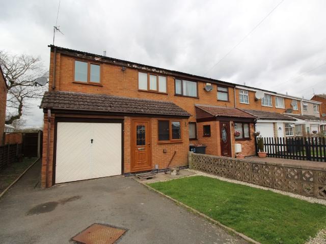Wood Street, Bedworth, Warwickshire CV12, 3 bed terraced house to rent, £1,095 pcm | PrimeLocation