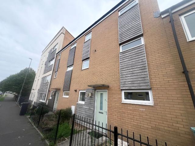 Wood Street, Bristol BS34, 3 bed end terrace house to rent, £1,750 pcm | PrimeLocation