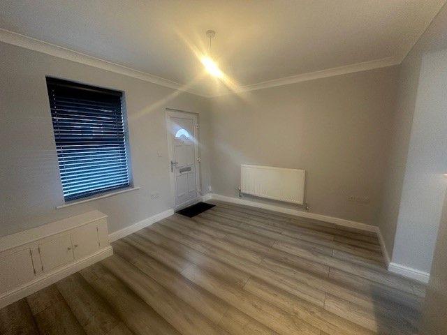 Wood Street, Kidderminster DY11, 2 bed property to rent, £925 pcm | PrimeLocation