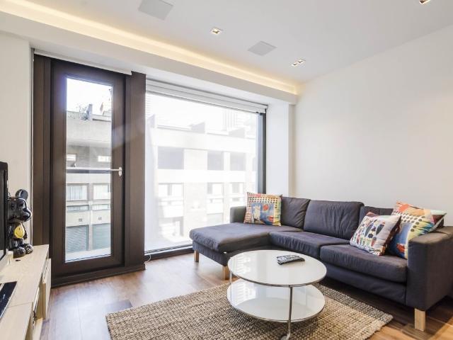 Wood Street, London EC2Y, 1 bed flat to rent, £2,850 pcm | PrimeLocation