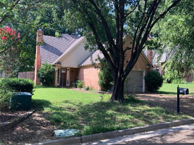 Wood Trail Cir