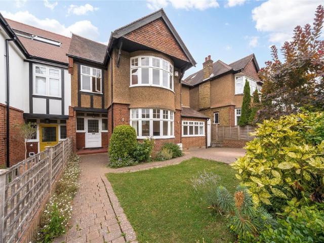 Wood Vale, London, N10 5 bed semi detached house to rent £6,000 pcm £1,385 pw