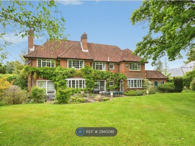 Woodcote Park, Epsom KT18, 5 bed detached house to rent, £5,950 pcm | PrimeLocation