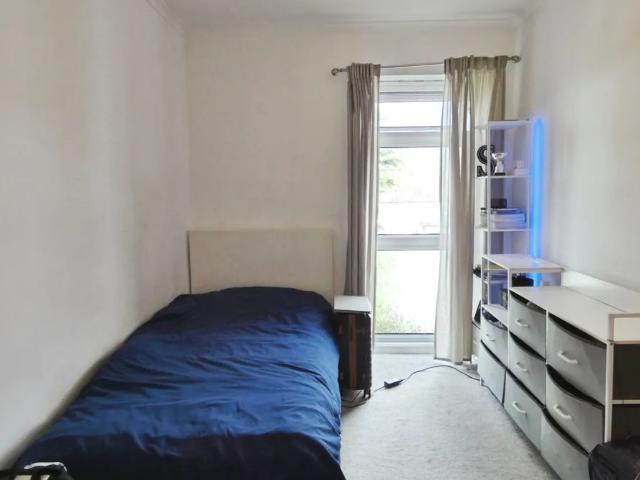 Woodcote Road