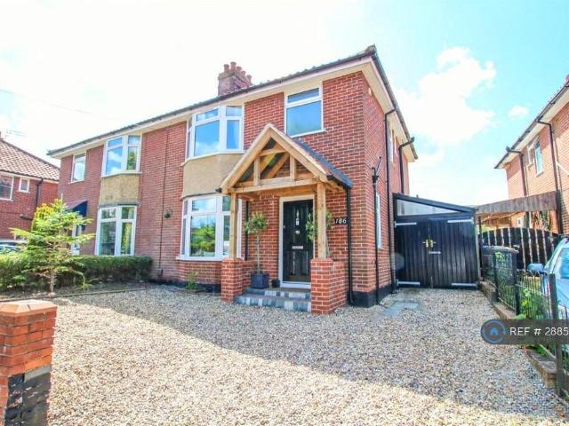 Woodcock Road, Norwich, NR3 3 bed semi detached house to rent £1,500 pcm £346 pw