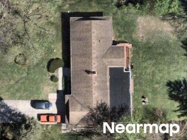 Woodcliff Dr