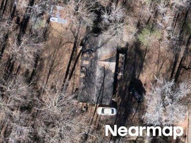Woodcliff Dr