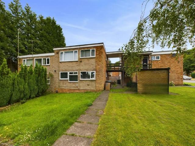 Woodcraft Close, Coventry CV4, 2 bed maisonette to rent, £875 pcm | PrimeLocation