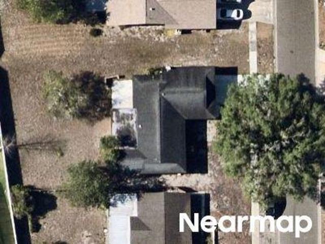 Woodcrest Dr