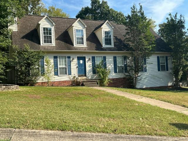 Woodbourne Dr