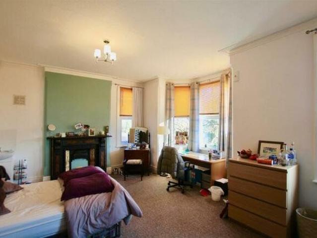Woodborough Road, Nottingham, Nottinghamshire NG3, 7 bed shared accommodation to rent, £2,882 pcm | PrimeLocation