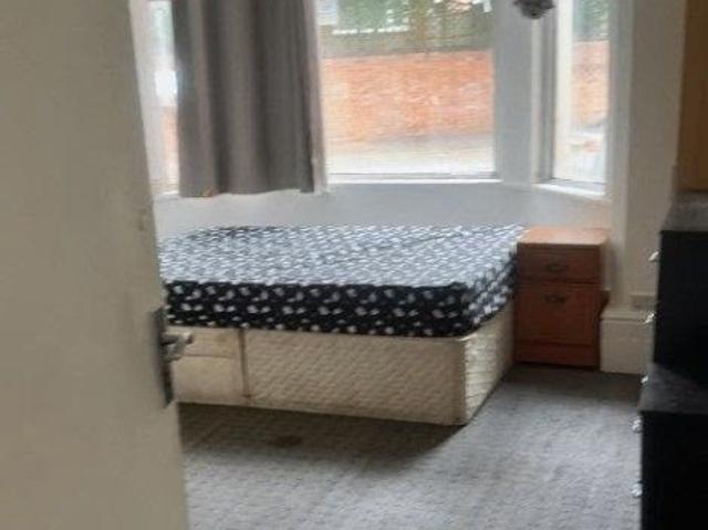 Woodborough Road, Nottingham NG3, Studio to rent, £550 pcm | PrimeLocation