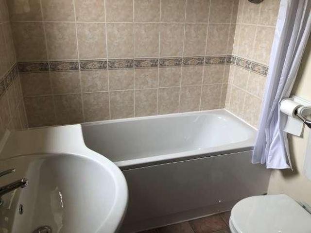 Woodbank, Burbage, LE10
