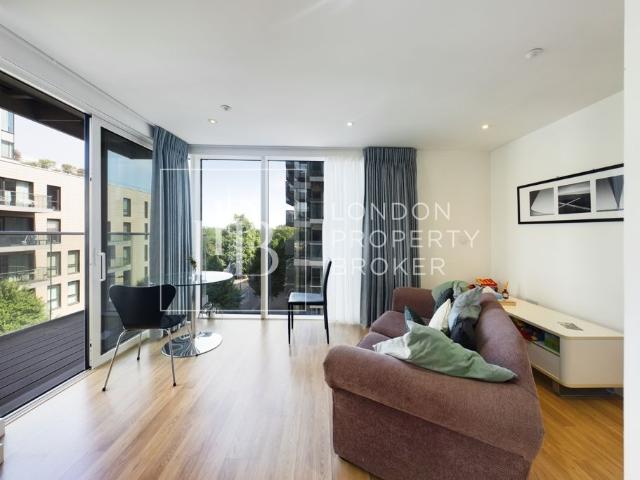 Woodberry Grove, London N4, 3 bed flat to rent, £3,700 pcm | PrimeLocation