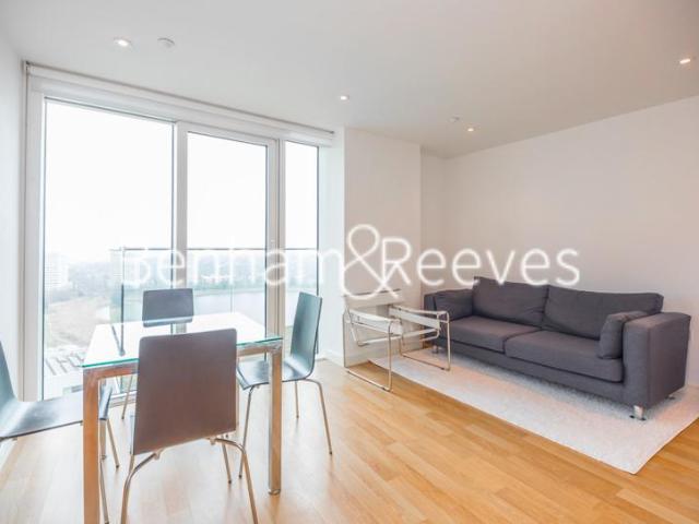 Woodberry Grove, Residence Tower N4 1 bed apartment to rent £2,150 pcm £496 pw