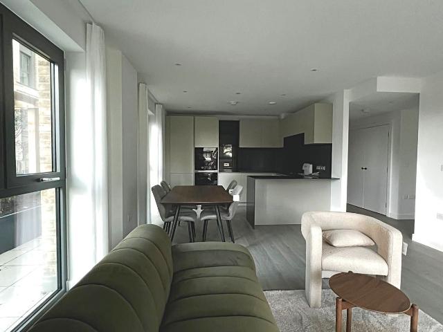 Woodberry Down Estate, London N4, 2 bed flat to rent, £3,033 pcm | PrimeLocation