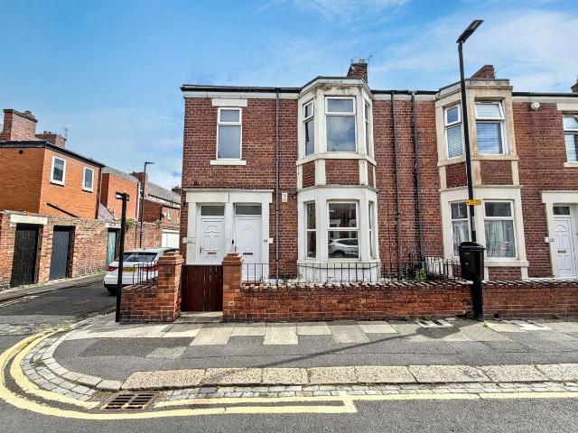 Woodbine Avenue, Wallsend NE28, 2 bed flat to rent, £700 pcm | PrimeLocation