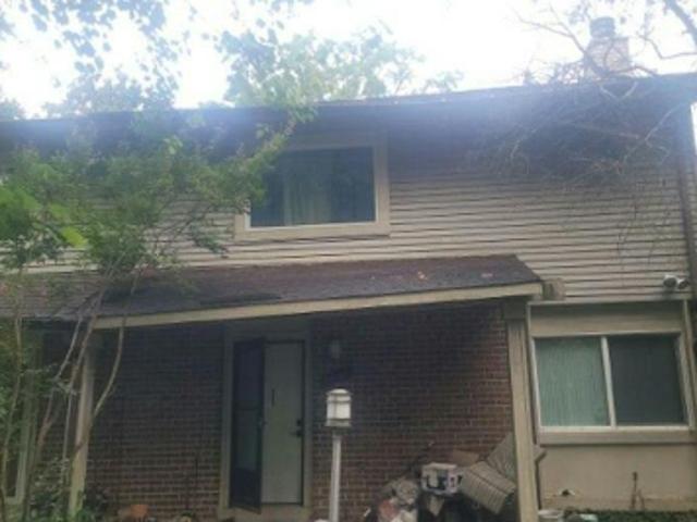 Woodbine Dr