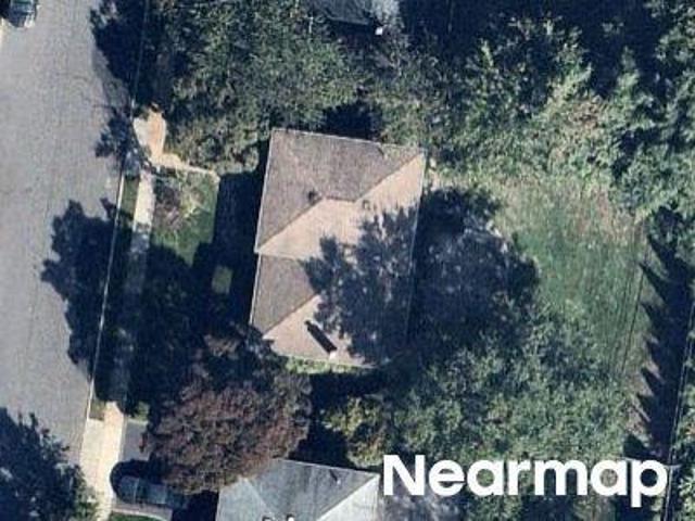 Woodbridge Ln