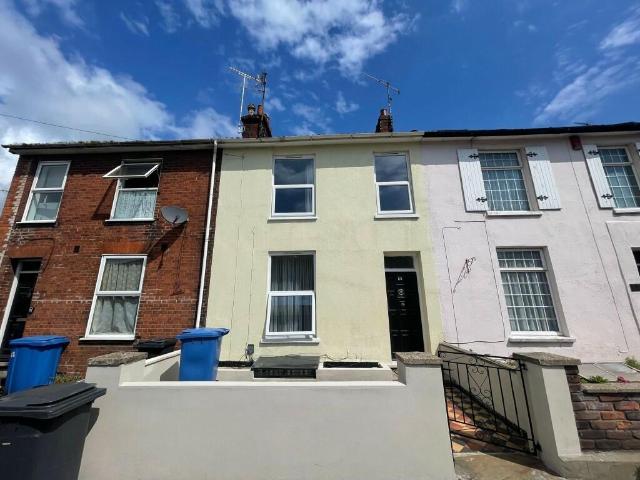 Woodbridge Road, Ipswich IP4 4 bed terraced house to rent £1,275 pcm £294 pw