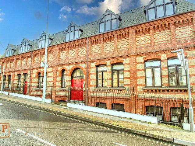 Woodbridge Road, Ipswich, Suffolk IP4, 2 bed flat to rent, £975 pcm | PrimeLocation