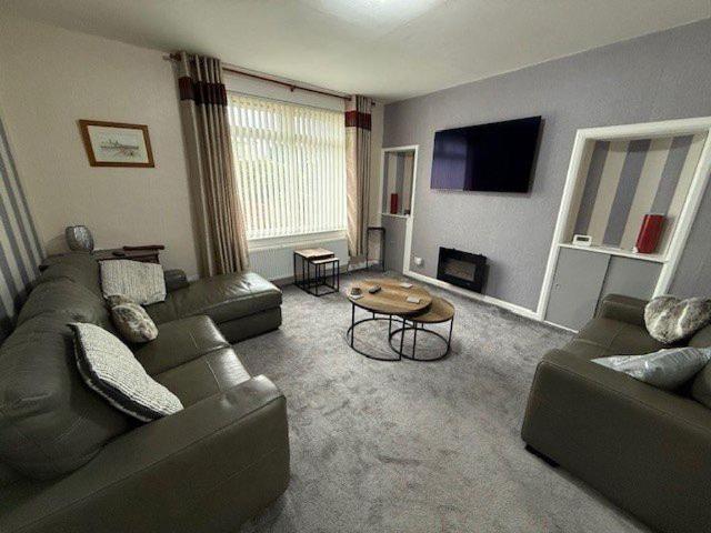 Woodburn Terrace, Fife 2 bed flat to rent £1,650 pcm £381 pw