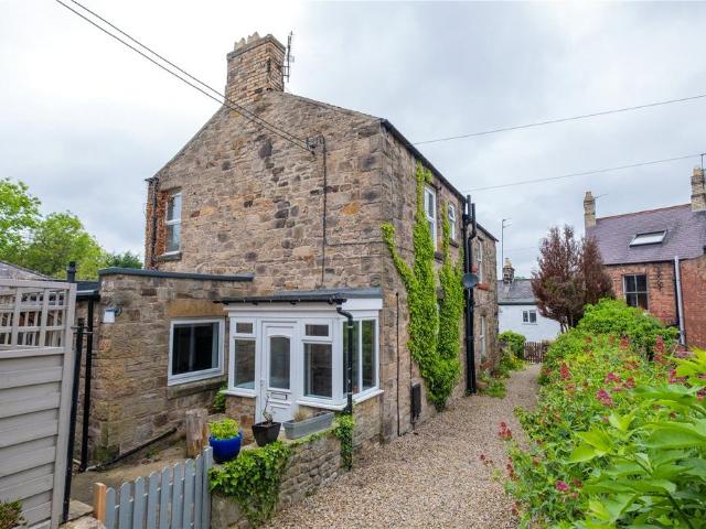 Woodburn Cottages, Corbridge, NE45 2 bed detached house to rent £925 pcm £213 pw