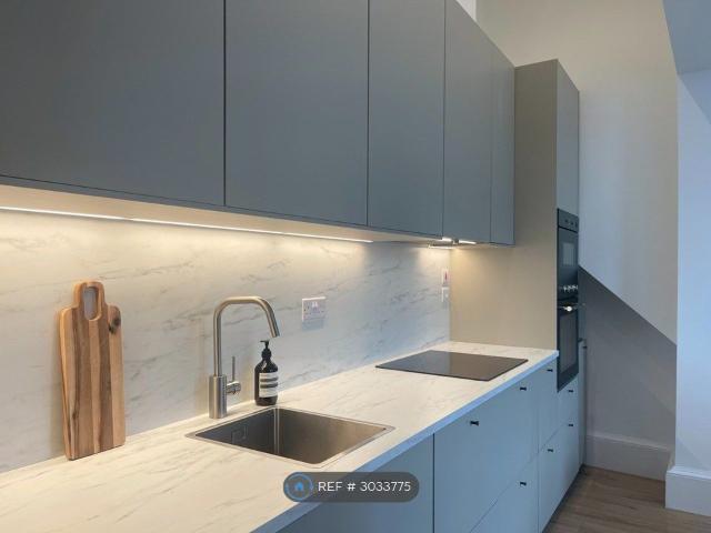 Woodburn Place, Edinburgh EH10, 2 bed flat to rent, £2,100 pcm | PrimeLocation