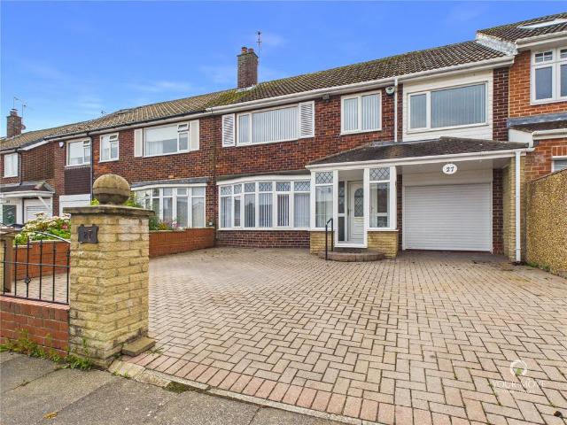 Woodburn Square, Tyne and Wear NE26 4 bed semi detached house to rent £1,900 pcm £438 pw