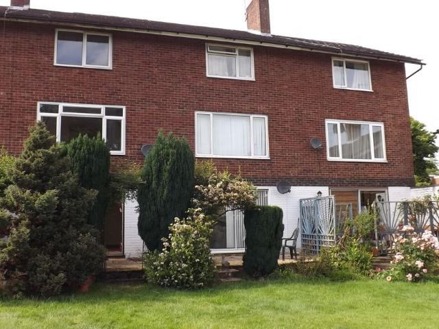 Woodbury Close, Tunbridge Wells TN4, 3 bed property to rent, £1,900 pcm | PrimeLocation