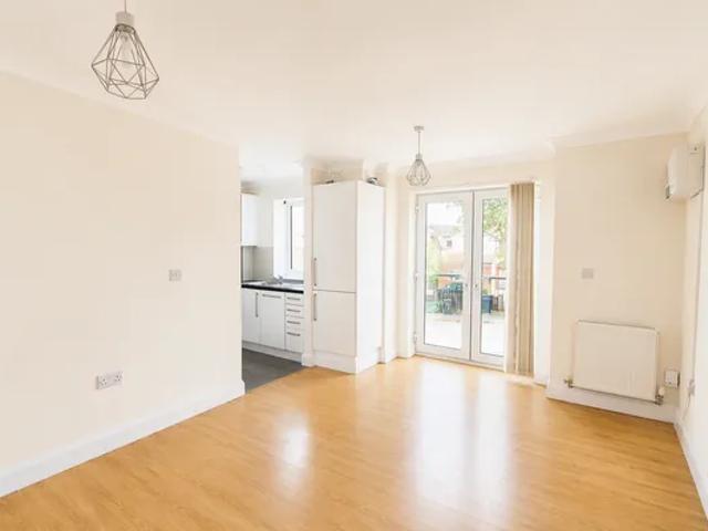 Woodbury Close, Croydon CR0, Property for rent