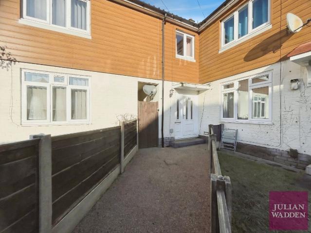 Woodgate Close, Bredbury, Stockport SK6, 3 bed terraced house to rent, £1,395 pcm | PrimeLocation